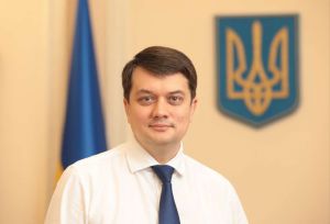 Стипендії Верховної Ради курсантам і слухачам  військових вишів